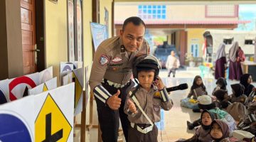Bersama Organisasi OSIS, Satlantas Polres Bireuen Gelar Workshop Tertib Lalu Lintas untuk Tingkatkan Disiplin Pelajar