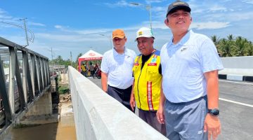 Kapolres Bireuen Bersama Dandim 0111/Bireuen Tinjau Kesiapan Akhir Jembatan Baru Krueng Tingkeum